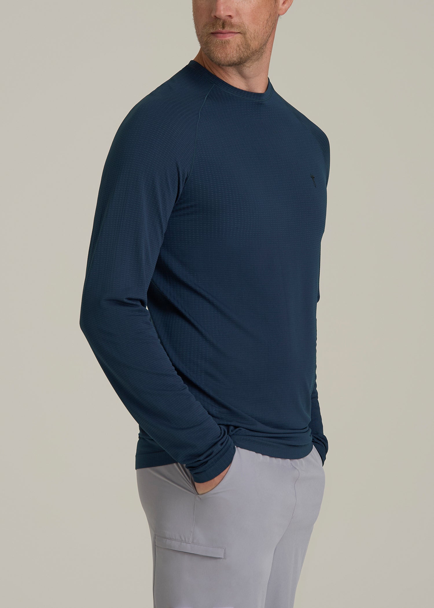 Long Sleeve Vented Performance Top in Navy Blue