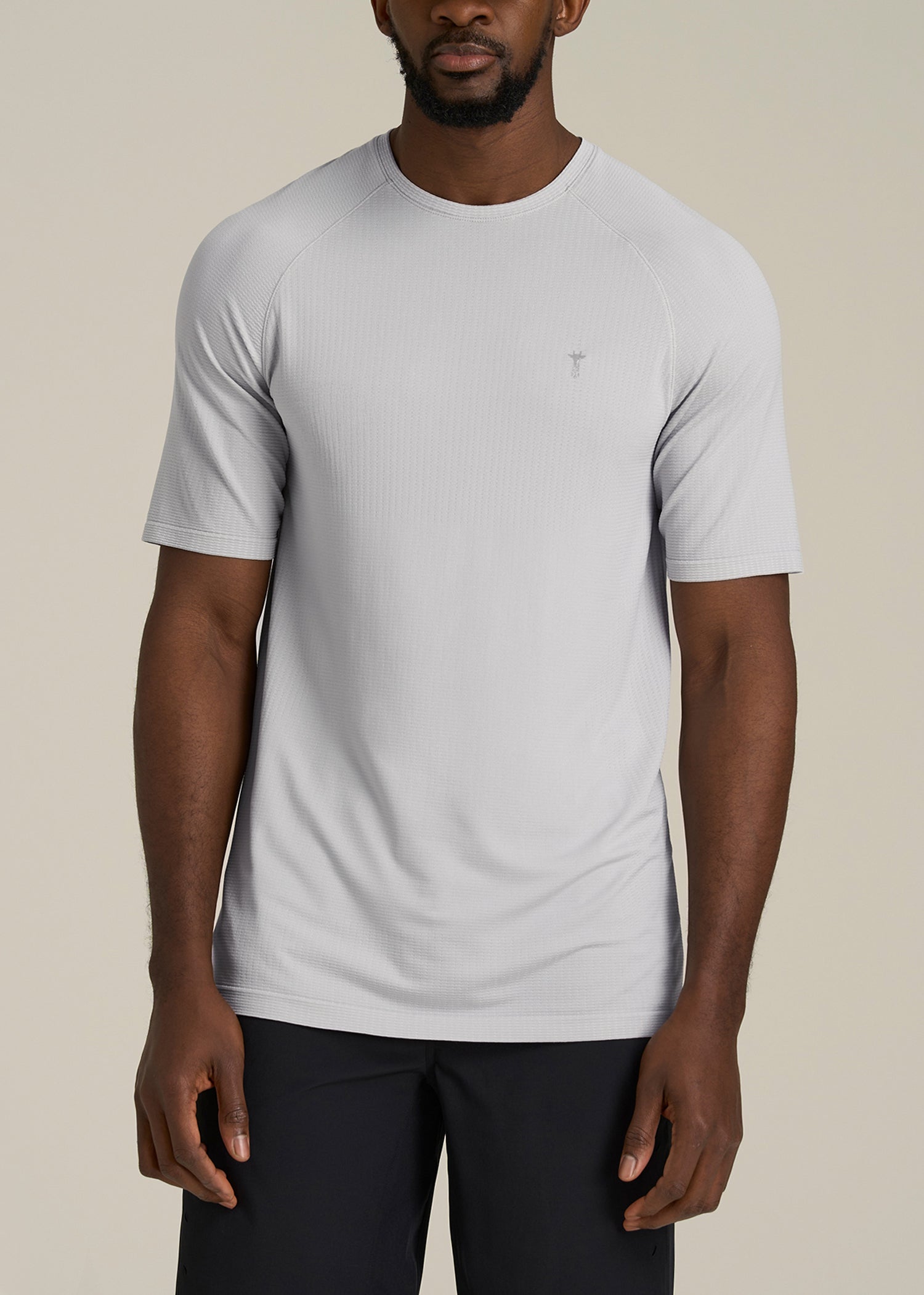 Vented Training Top for Tall Men in Silver Drop