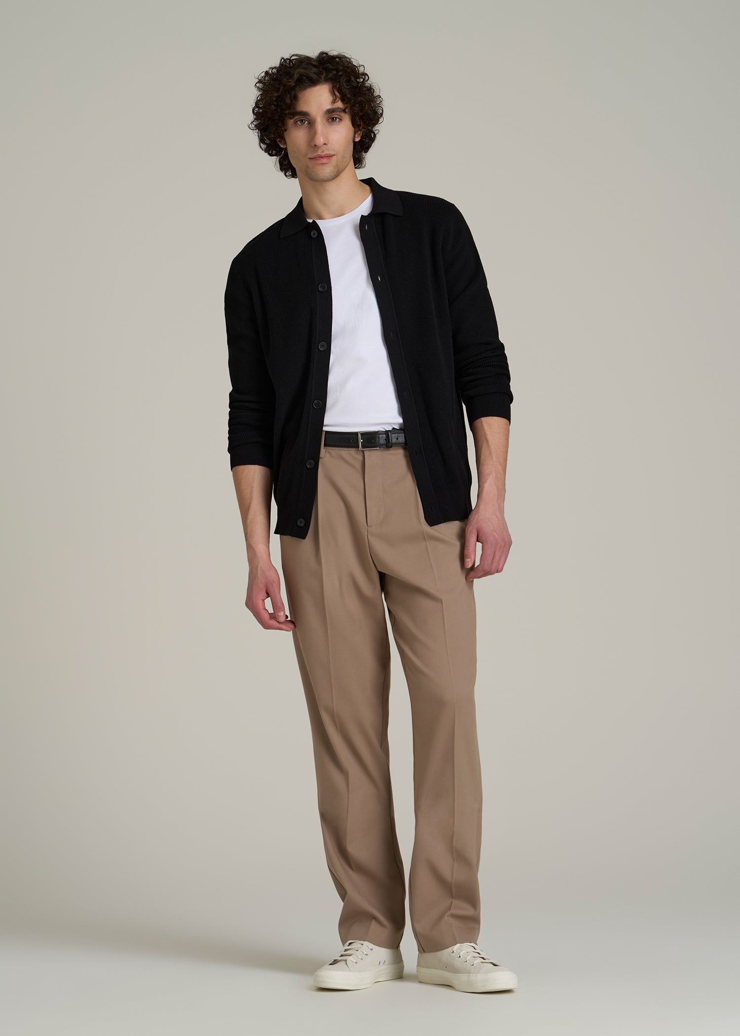 Tall Men's Relaxed Pleated Trouser in Dark Sand