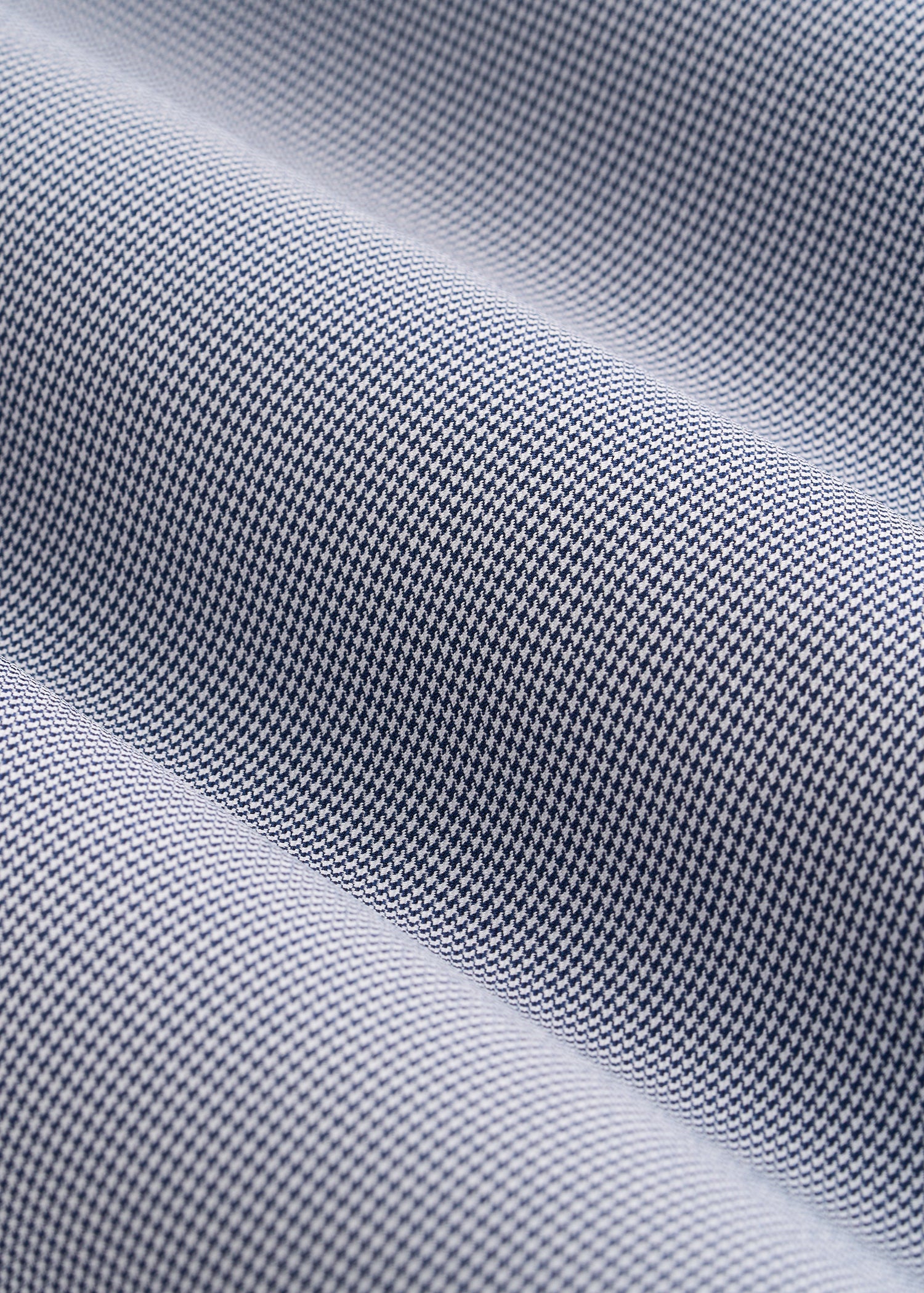 Traveler Stretch Dress Shirt for Tall Men in Navy and White Houndstooth