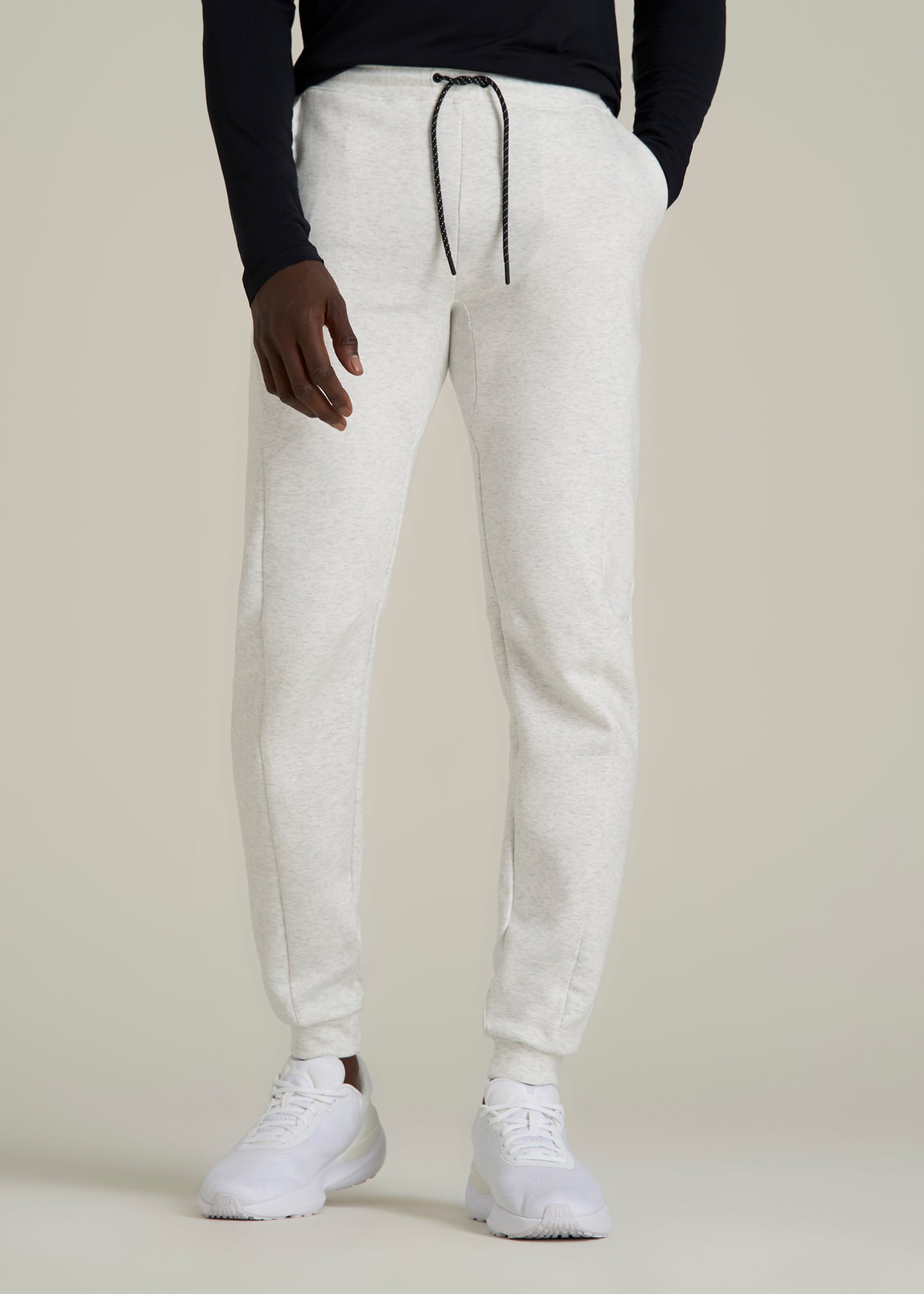 Tall Men's Tech Motion Fleece Joggers in Heather Frost