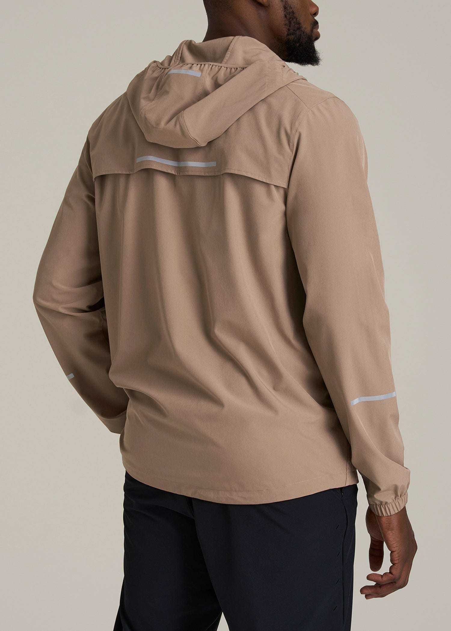 Featherweight Packable Anorak for Tall Men in Dark Sand